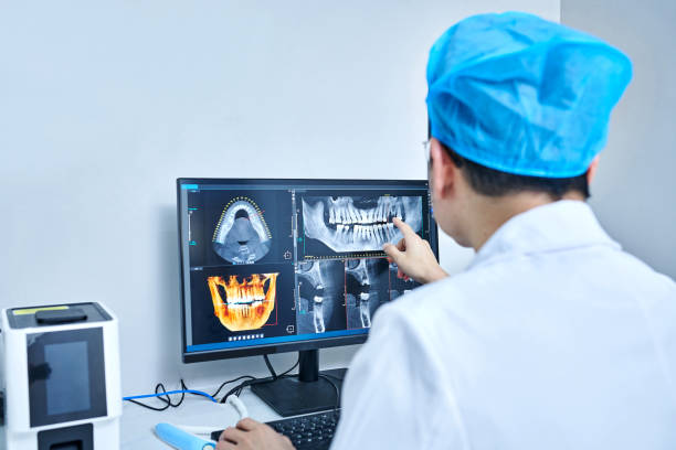 Best Emergency Cosmetic Dentistry (e.g., broken veneers) in Delft Colony, CA
