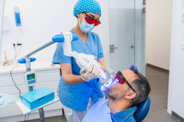 Best Emergency Treatment for Oral Infections in Delft Colony, CA